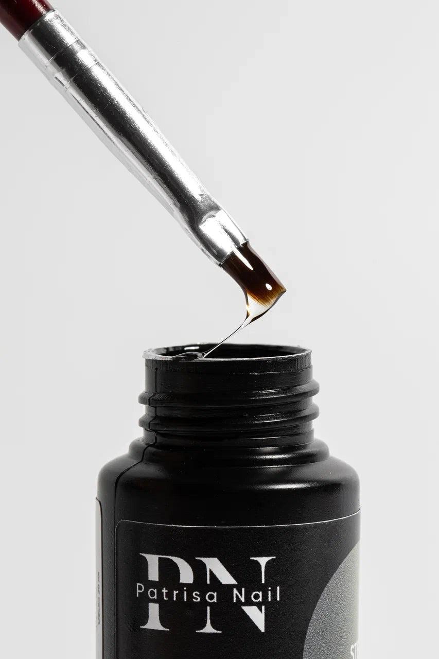 Base Titanium Strong Patrisa Nail 30 Ml