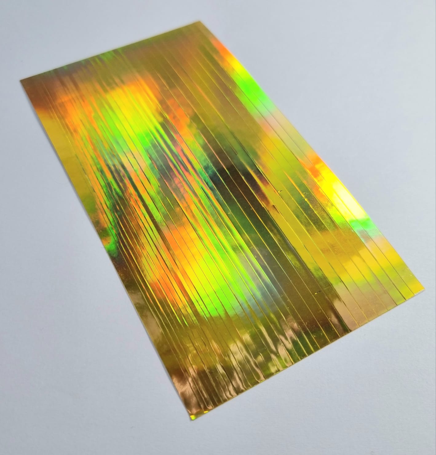 Sticker Cinta Laser Gold