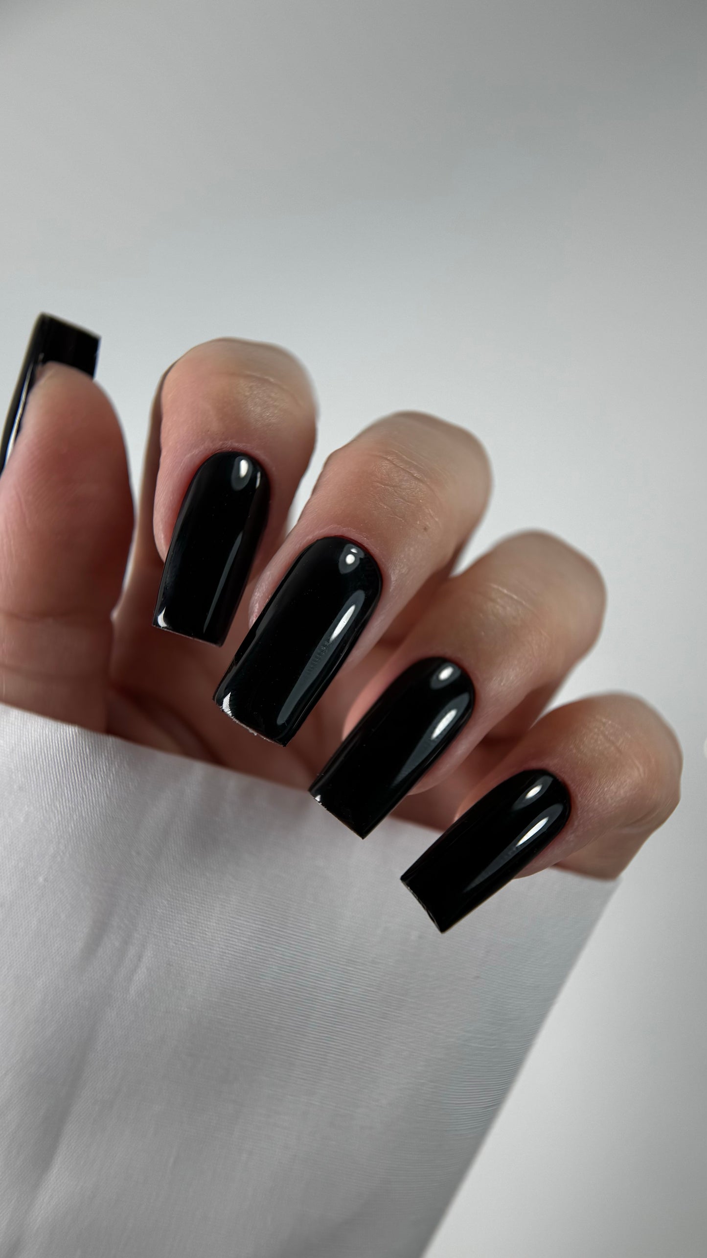 Esmalte Axiosgel Black Patrisa Nail 8ml