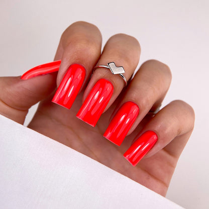 Esmalte Piña Colada 120 Patrisa Nail 8 ml