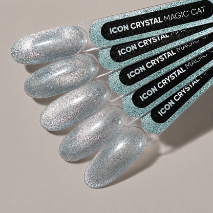Esmalte Magic Cat Eye Crystal Icon Patrisa Nail 8 ml