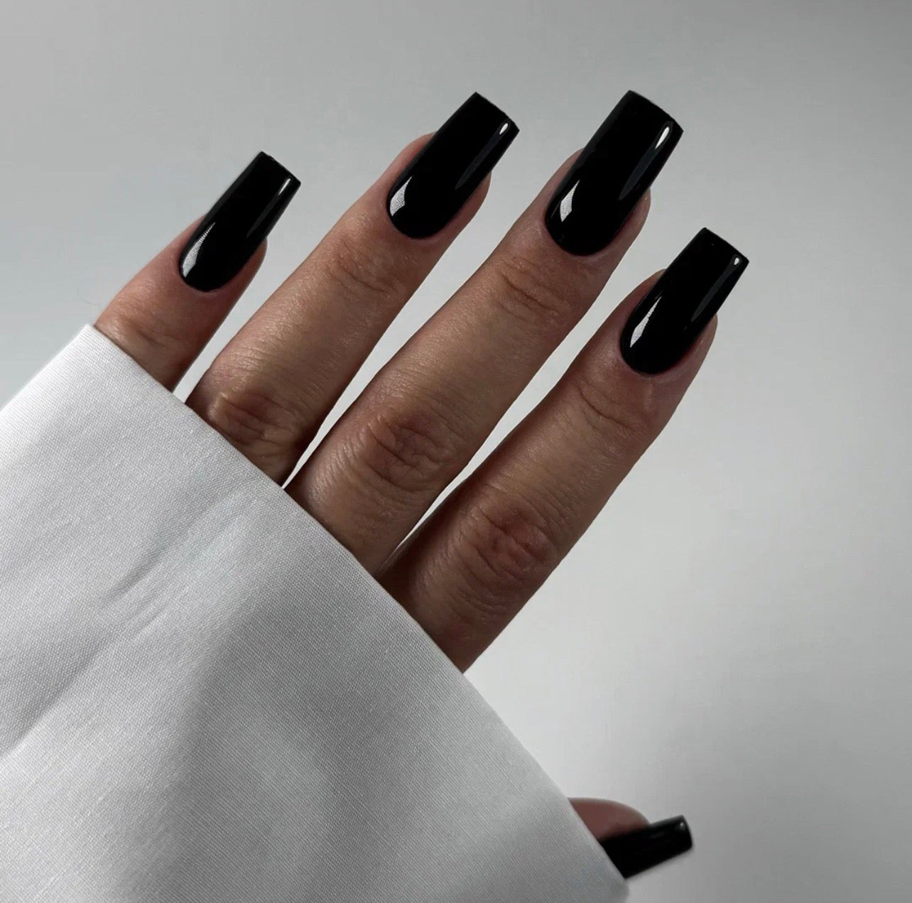 Esmalte Axiosgel Negro Patrisa Nail 8 ml