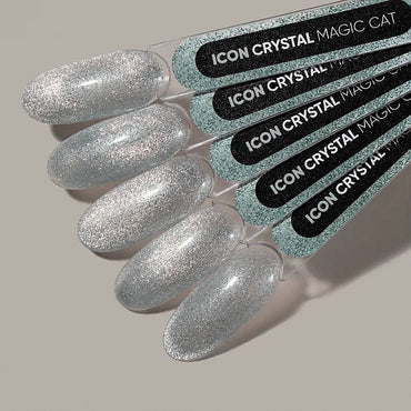 Esmalte Magic Cat Eye Crystal Icon Patrisa Nail 8 ml